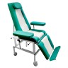 Кресло-кушетка на колесах К03 с подставкой для ног (цвет зеленый)
